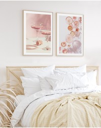 Olive et Oriel - Drink the champagne Art Print