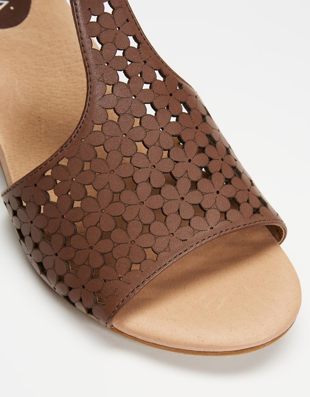 Mia Vita - Keen Heeled Sandal - Mushroom