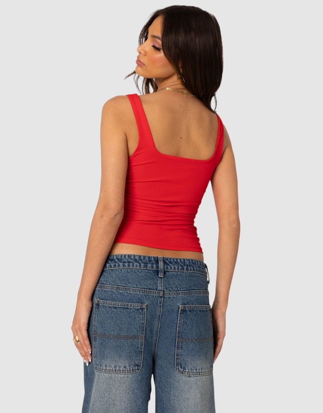 EDIKTED - Rio Ruched Square Neck Top