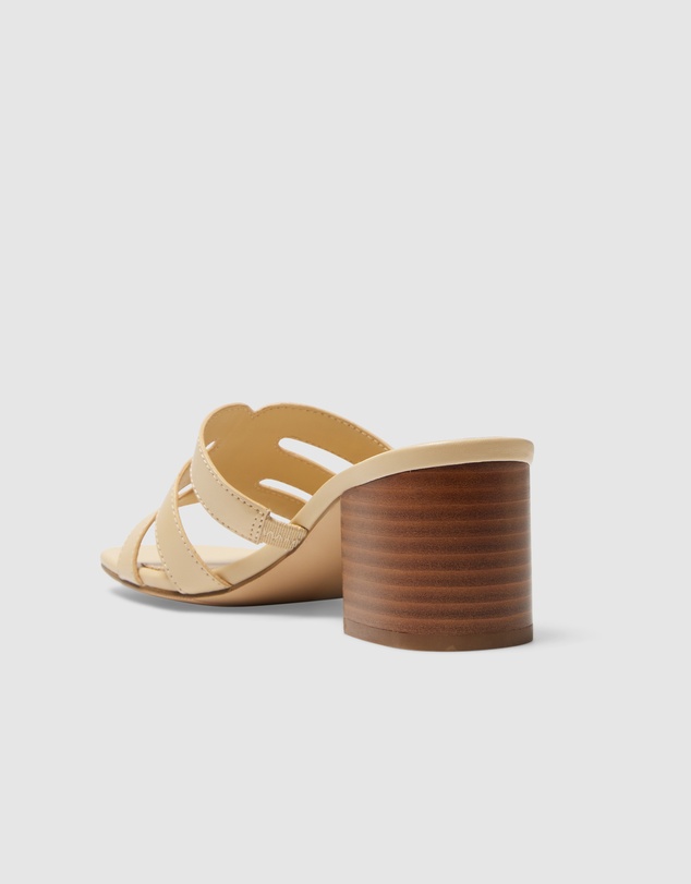 Ravella - Lily