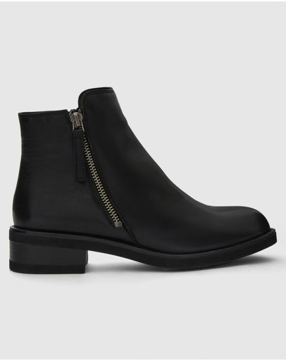 BLACK/BLACK