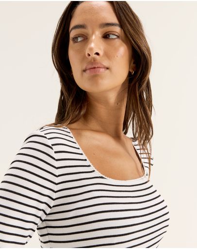 IVORY/BLACK
