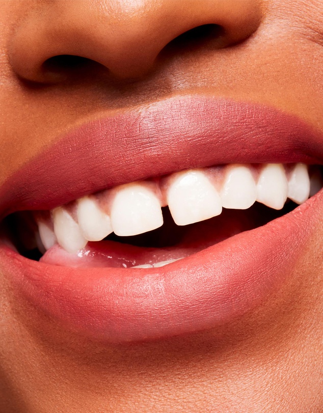 MAC - Velvet Blur Slim Stick Lipstick