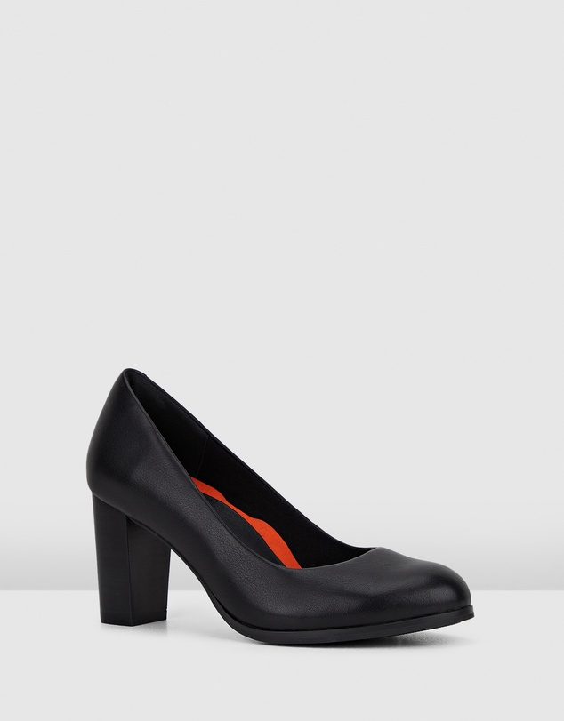 Hush Puppies - The Tall Pump
