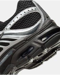 Nike - Air Max Moto 2K - Women's