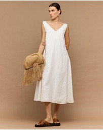 Staple the Label - Nyla Godet Midi Dress