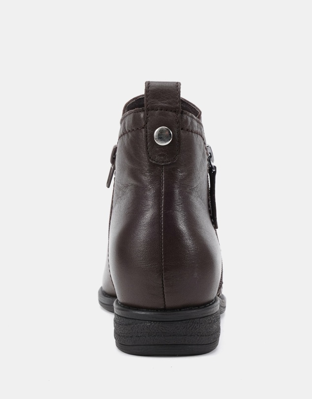 Clarks - Holla Dark Brown