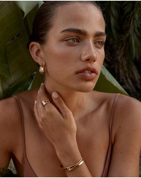Amber Sceats - Nerine Ring