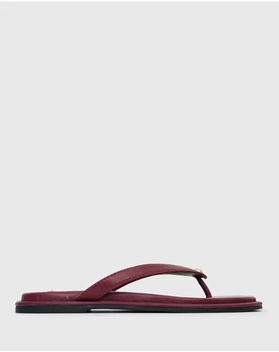 Betts - Tennessee Leather Thong Sandals