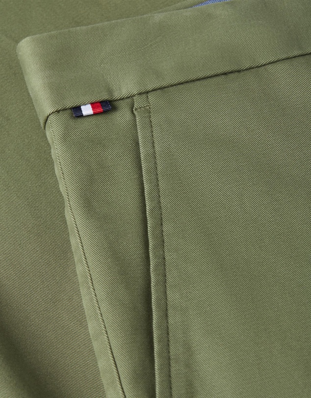 Tommy Hilfiger - 1985 Essential Bleecker Slim Fit Chinos