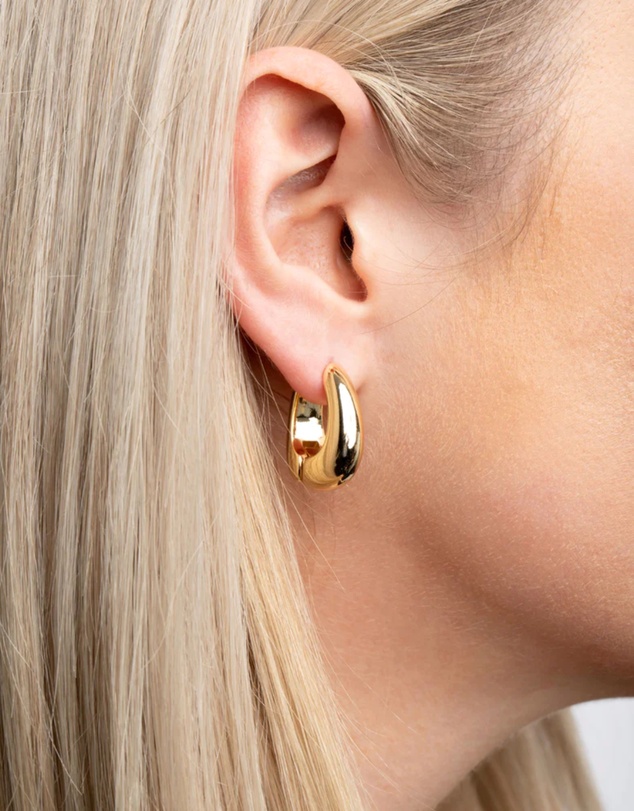 Lovisa - Gold Plated Chunky Oval Huggie Hoop Earrings