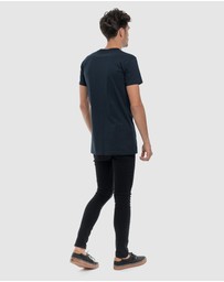 DVNT - Worldwide Tee