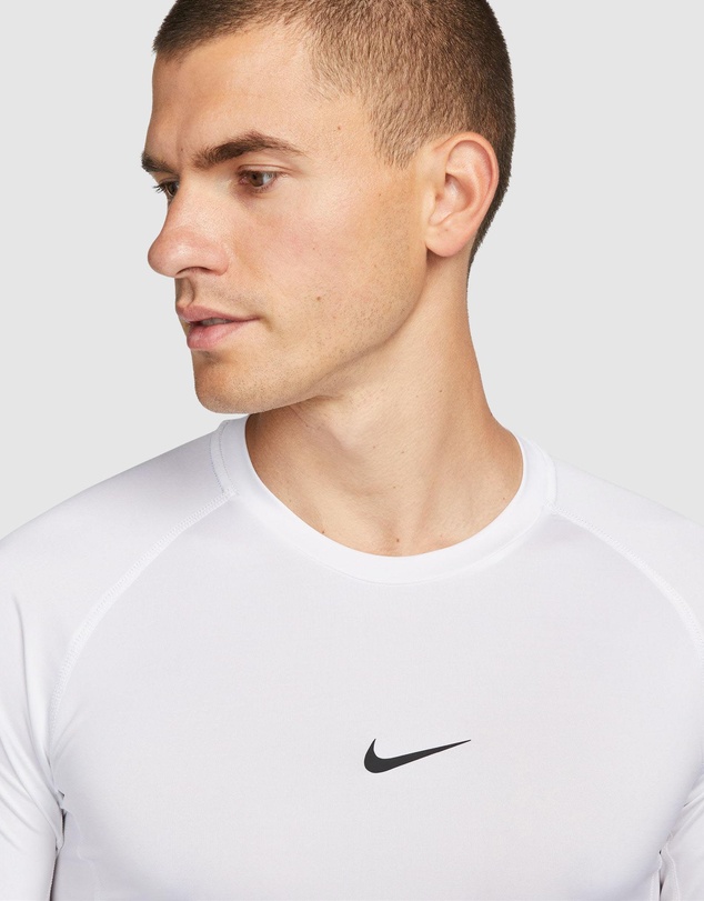Nike - Nike Pro Dri-FIT Tight Long Sleeve Fitness Top