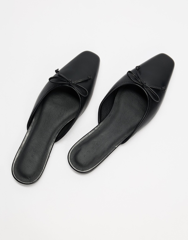 AERE - Slip On Leather Ballet Flats