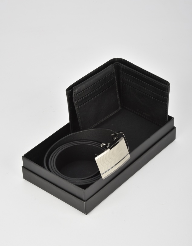 Cobb & Co - Combo RFID Bifold Men's Leather Wallet & Belt Boxed Set