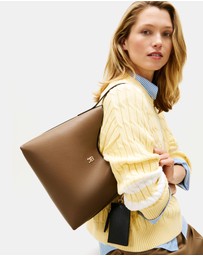 Tommy Hilfiger - Icon Shoulder Bag