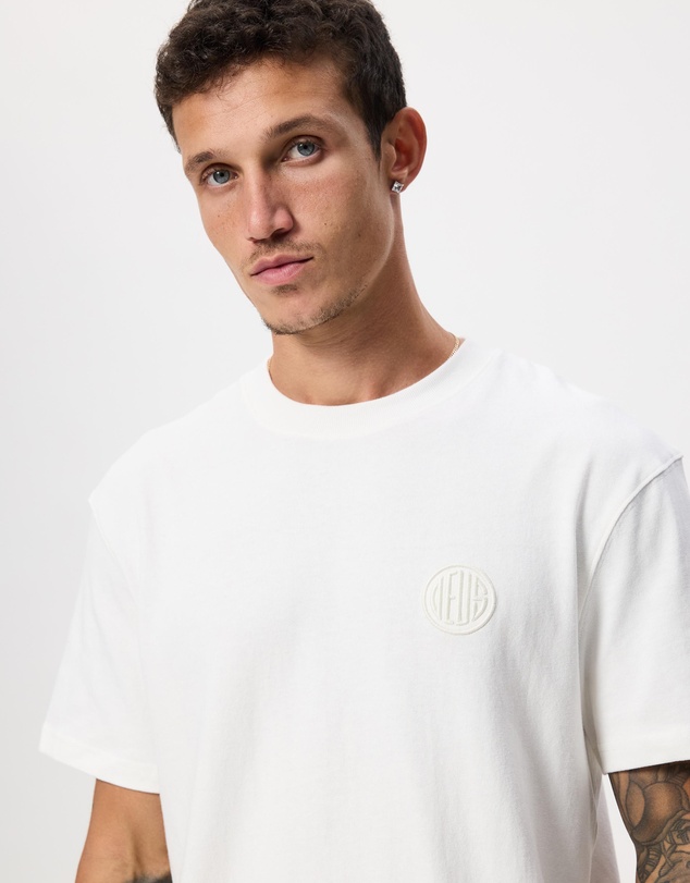 Deus Ex Machina - Pill Logo Tee