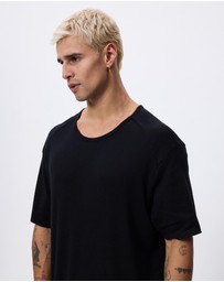 Surrounded By Ghosts - The Arsenic Relaxed Rib Knit Tail T-Shirt
