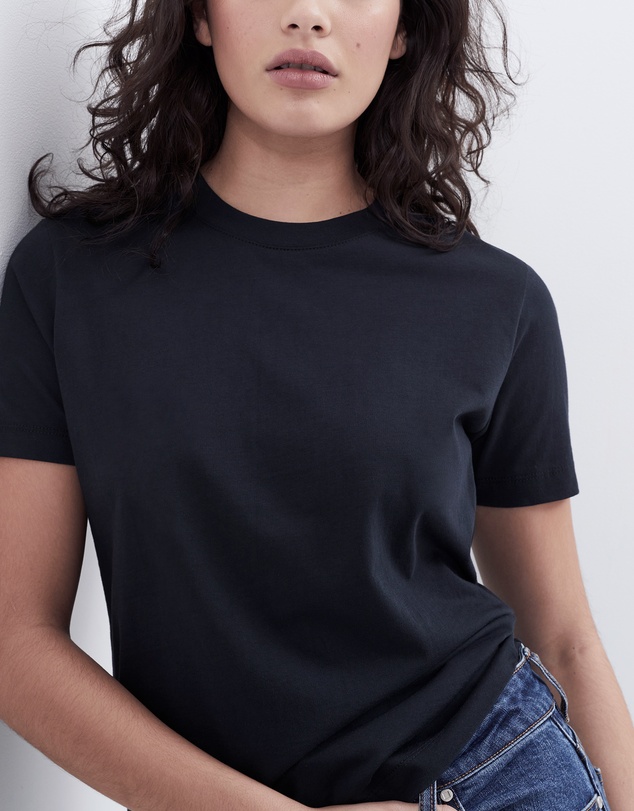 UNISON - The Classic Crew Tee