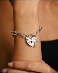 Von Treskow - Little Lauren link Bracelet with Heart Padlock