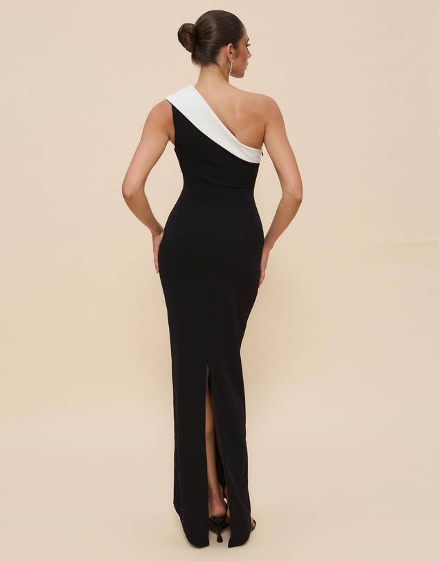 CHANCERY - Vendi One Shoulder Maxi Dress