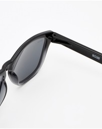 Hawkers Co - HAWKERS - Polarized Fusion Dark ONE  Sunglasses for Men and Women UV400