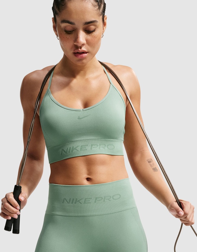 Nike - Pro Seamless Light-Support Padded Sports Bra