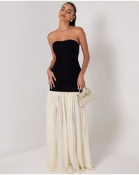 Heiress Beverly Hills - Strapless Chiffon Maxi Dress