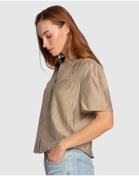 Belle & Bloom - Honeylace Blouse