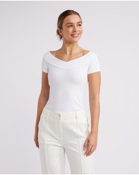 Review - Odelia Top
