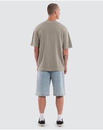 Kiss Chacey - Scars Waffle Street Tee