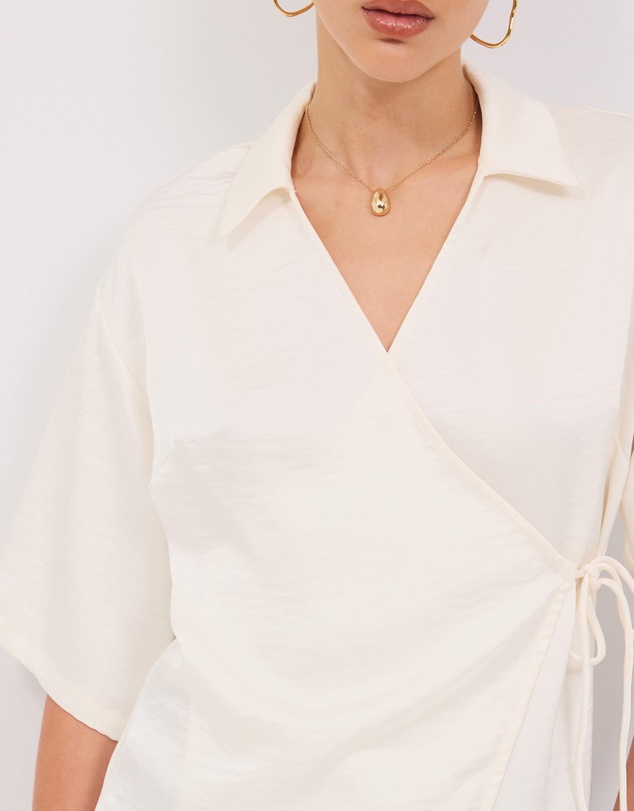 Calli - Easton Satin Shirt