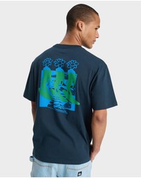 Quiksilver - Mens Sunflowers Surfing T-Shirt