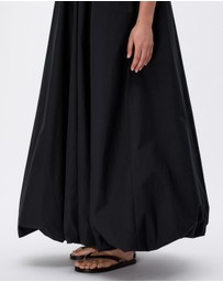 Minima Esenciales - Luna Cotton Bubble Hem Maxi Dress