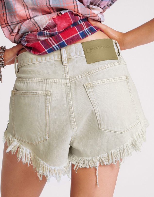 ONE TEASPOON - Antique White Outlaws Mid Waist Denim Shorts