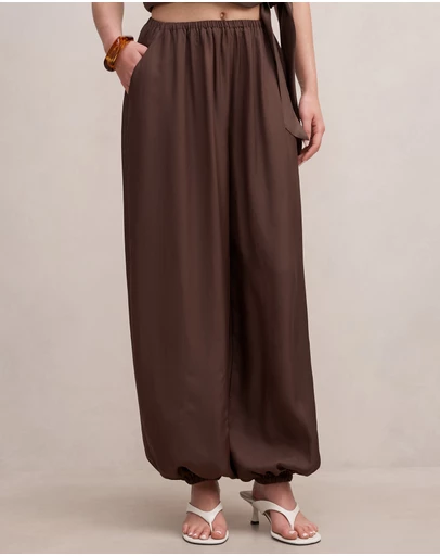 Forever New - Bronte Balloon Leg Pants