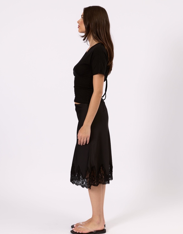 Style Addict - Mila Deep V Tee