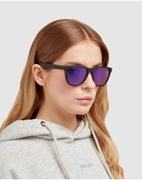 Hawkers Co - Polarized Black Purple One Raw Sunglasses for Men and Women UV400