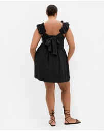 City Chic - Plus size Mirage Tie Back Mini Dress - black