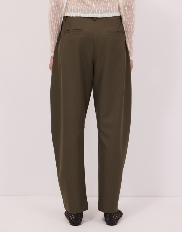 Calli - Remi Tailored Barrel Leg Pants