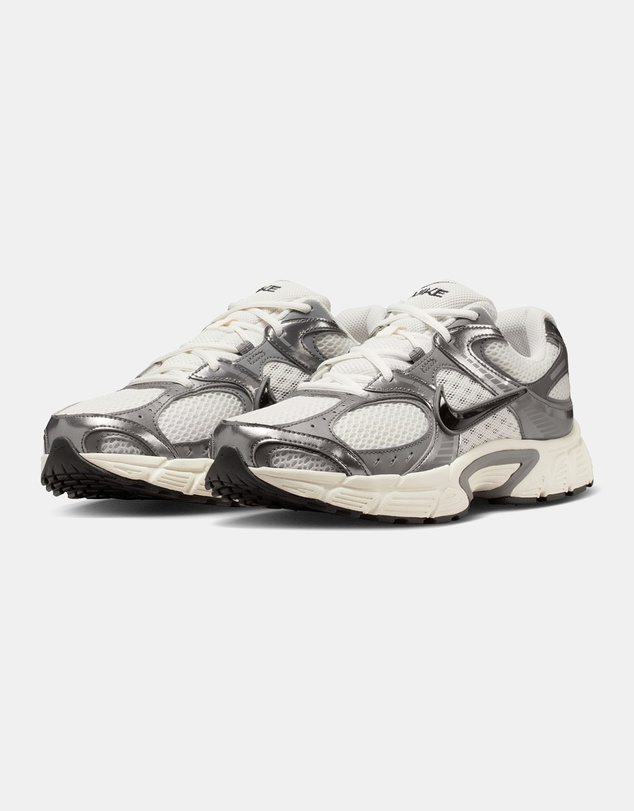 Nike - Nike V5 RNR - Men's