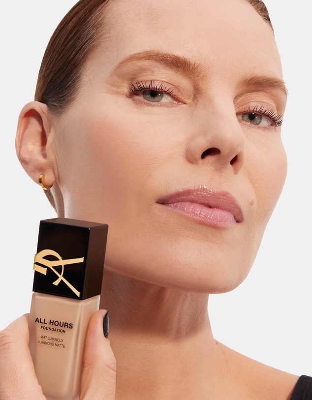 Yves Saint Laurent - All Hours Liquid Foundation