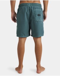 Billabong - Mens All Day Overdye Layback 17