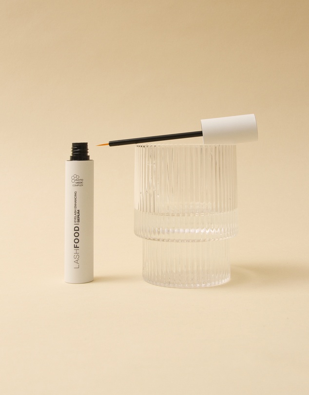 LASH FOOD - Eyelash Enhancing Serum