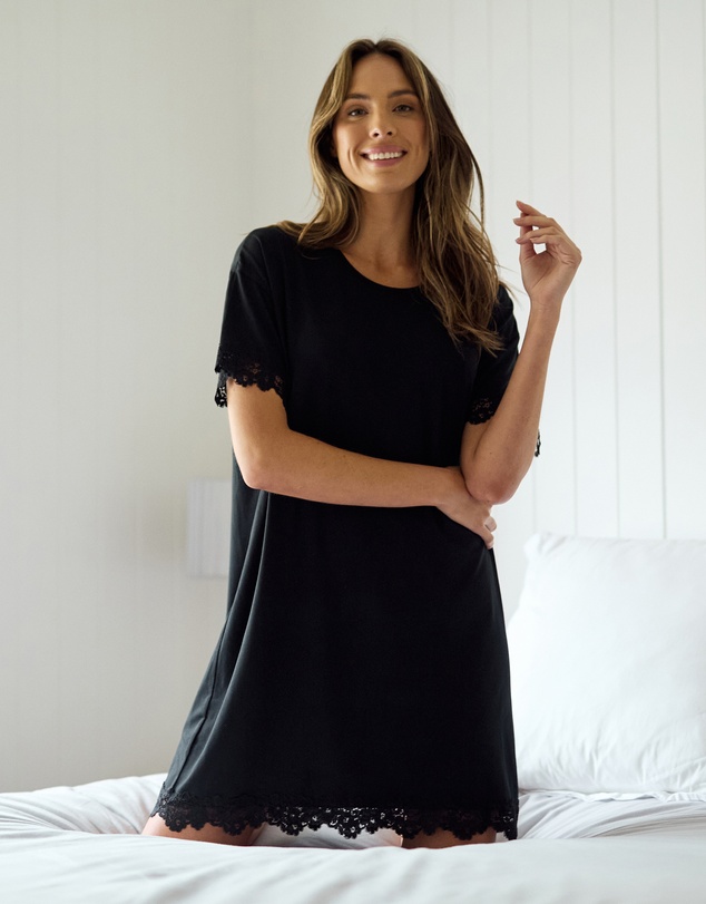 UNE PIECE - Lace Trim Modal Tee Nightie