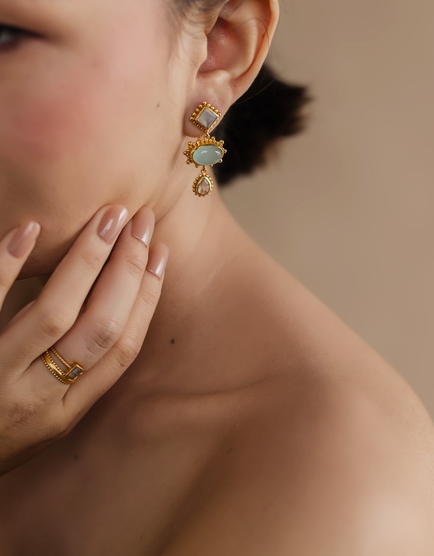 Meshca - Byzantine Earrings