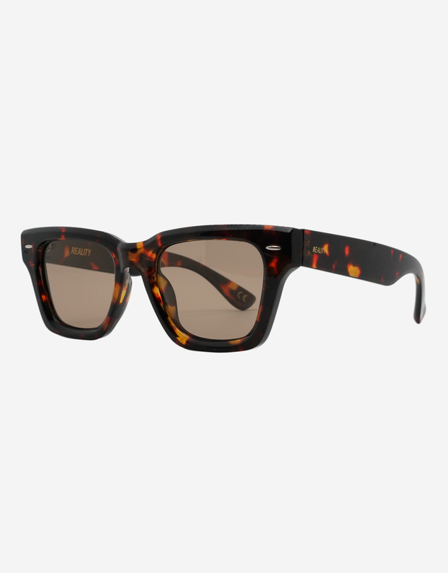 Reality Eyewear - The Tourist