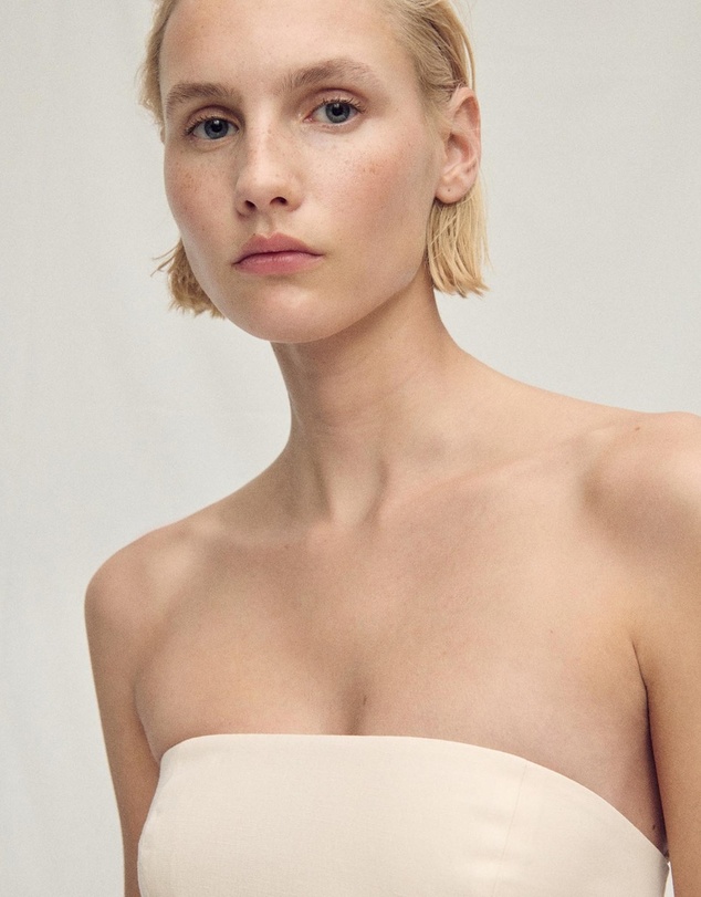 M.N.G - Dama Strapless Top With Ruffle
