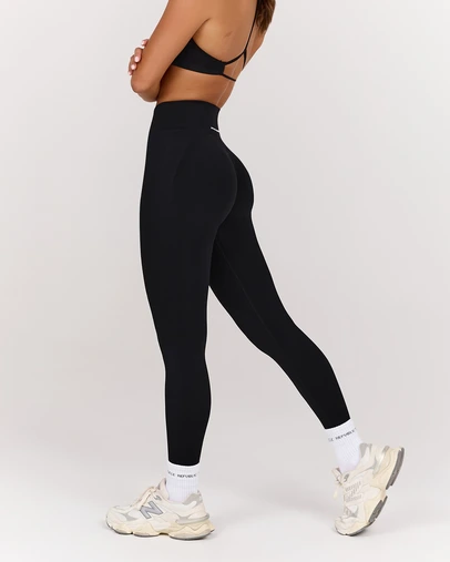 Muscle Republic - Seamless Invisible Scrunch Full Length Leggings