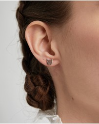 Karen Walker - Cat Studs
